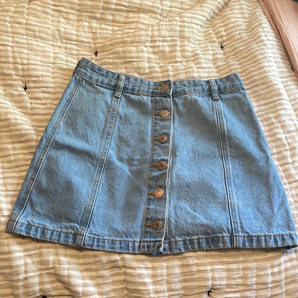 Size 26, Forever 21 button up denim skirt